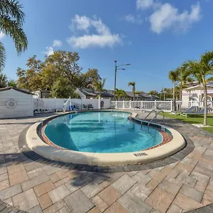 Apartment Located By The Beach 1 Bedroom With Parking And Pool, Clearwater