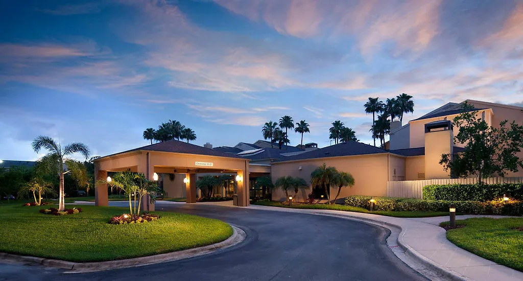 Courtyard St. Petersburg Clearwater Hotel
